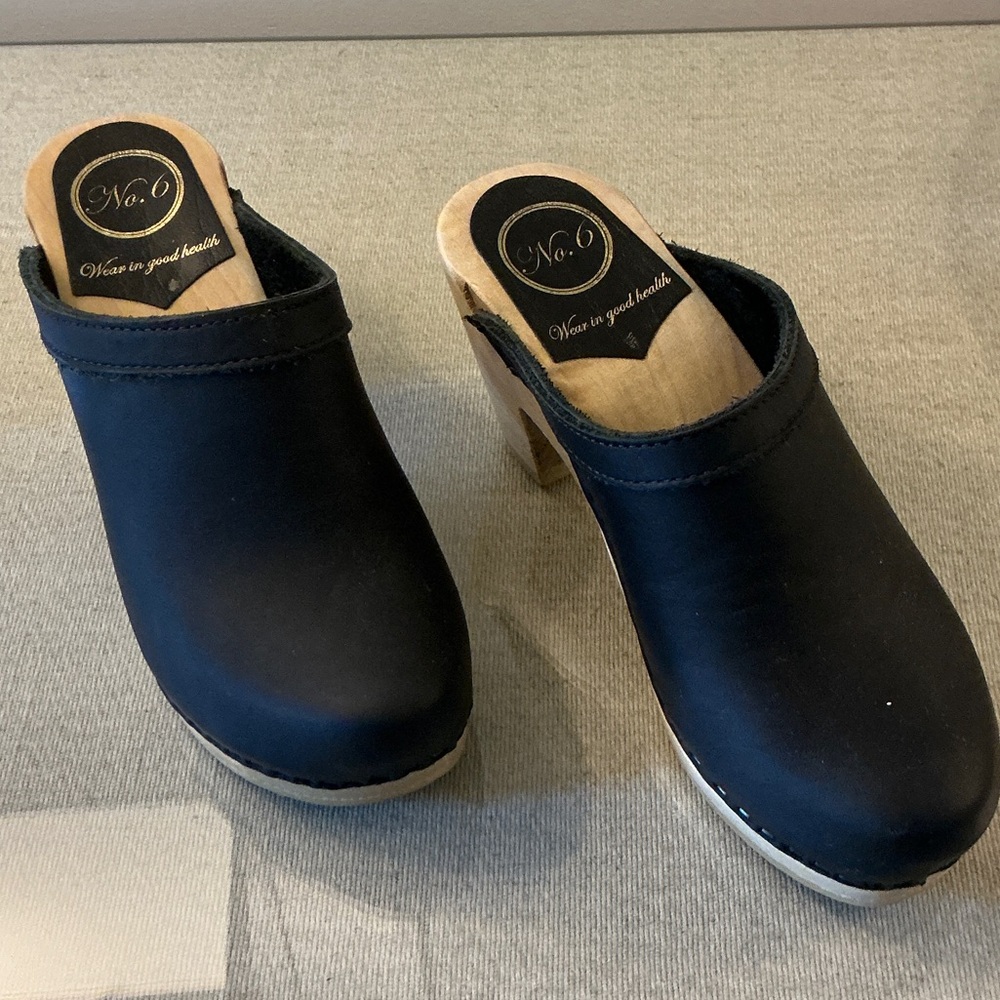No. 6 Black Leather Clogs